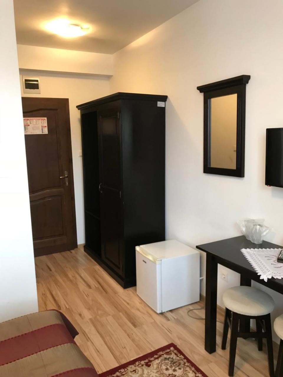 Farkas Panzió Hotel Karcfalva Kültér fotó